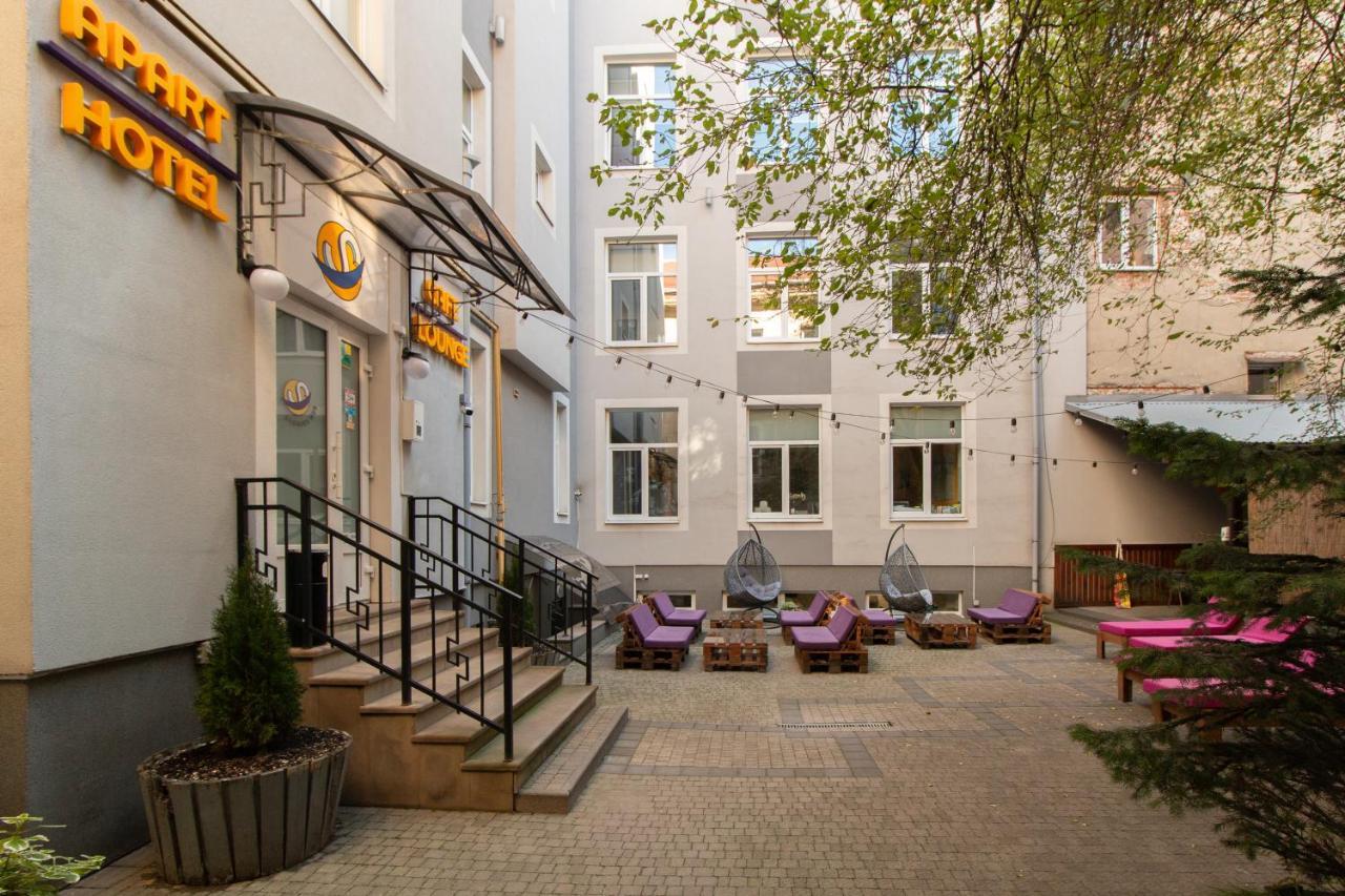 Stories Hub Aparthotel Lviv Bagian luar foto