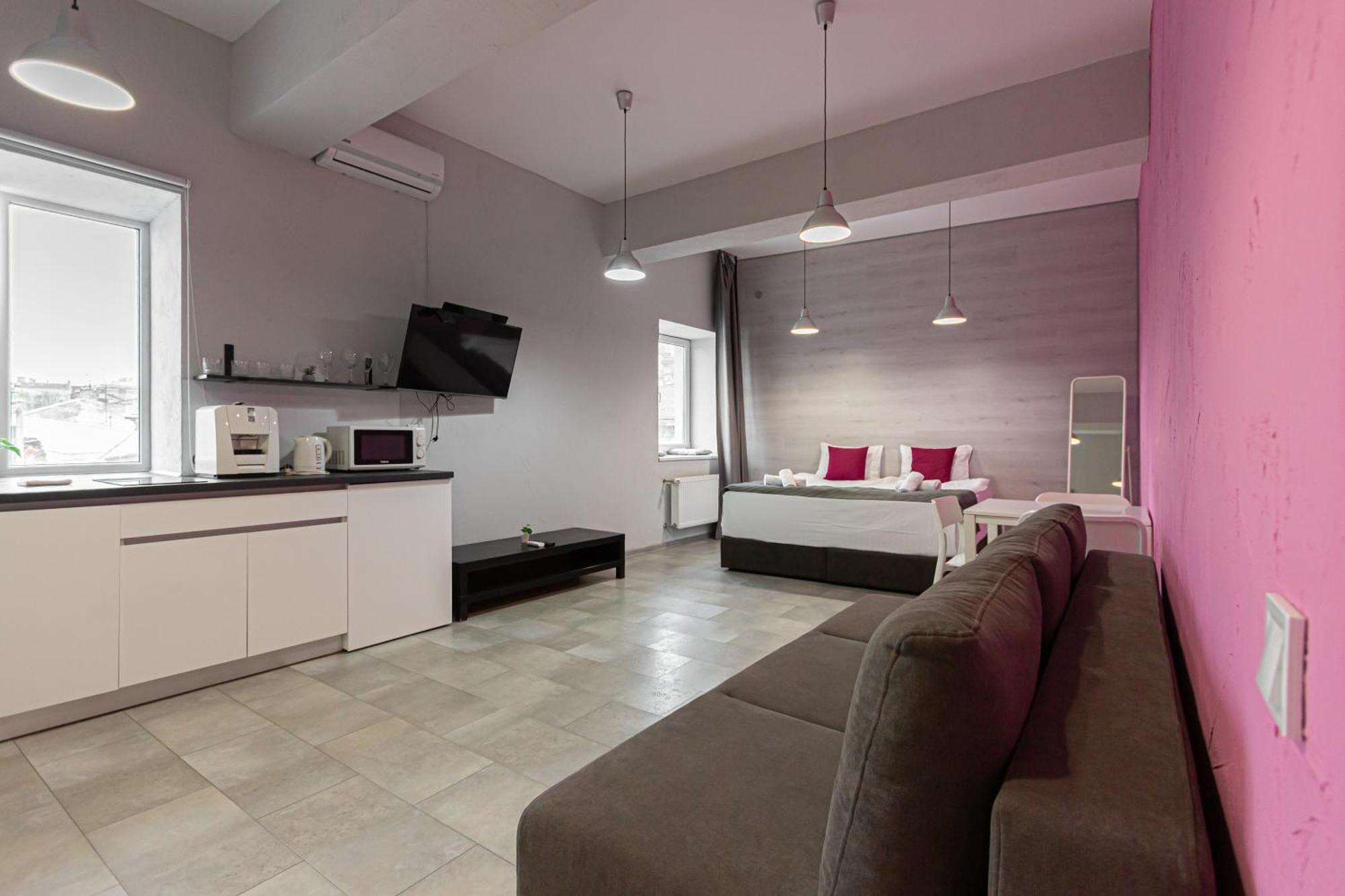 Stories Hub Aparthotel Lviv Bagian luar foto