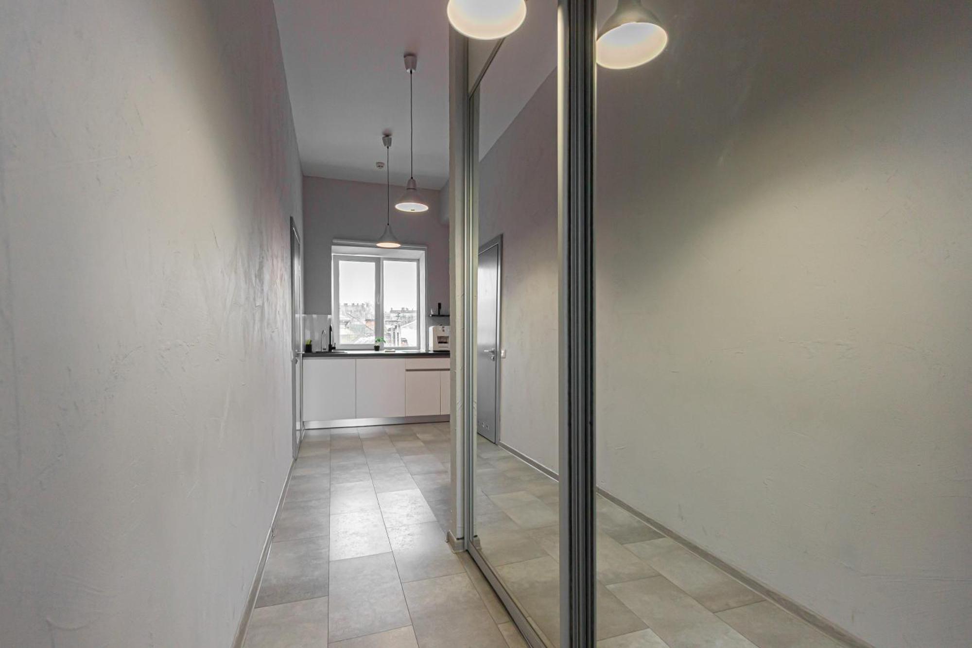 Stories Hub Aparthotel Lviv Ruang foto